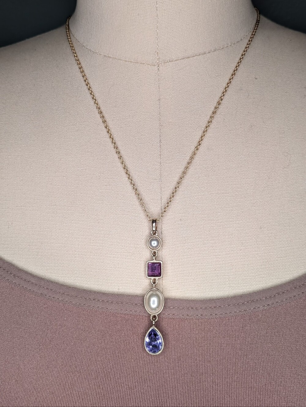 Vintage Signed Sarah Coventry SAC Gold Tone Rhinestone Pearl Drop Necklace